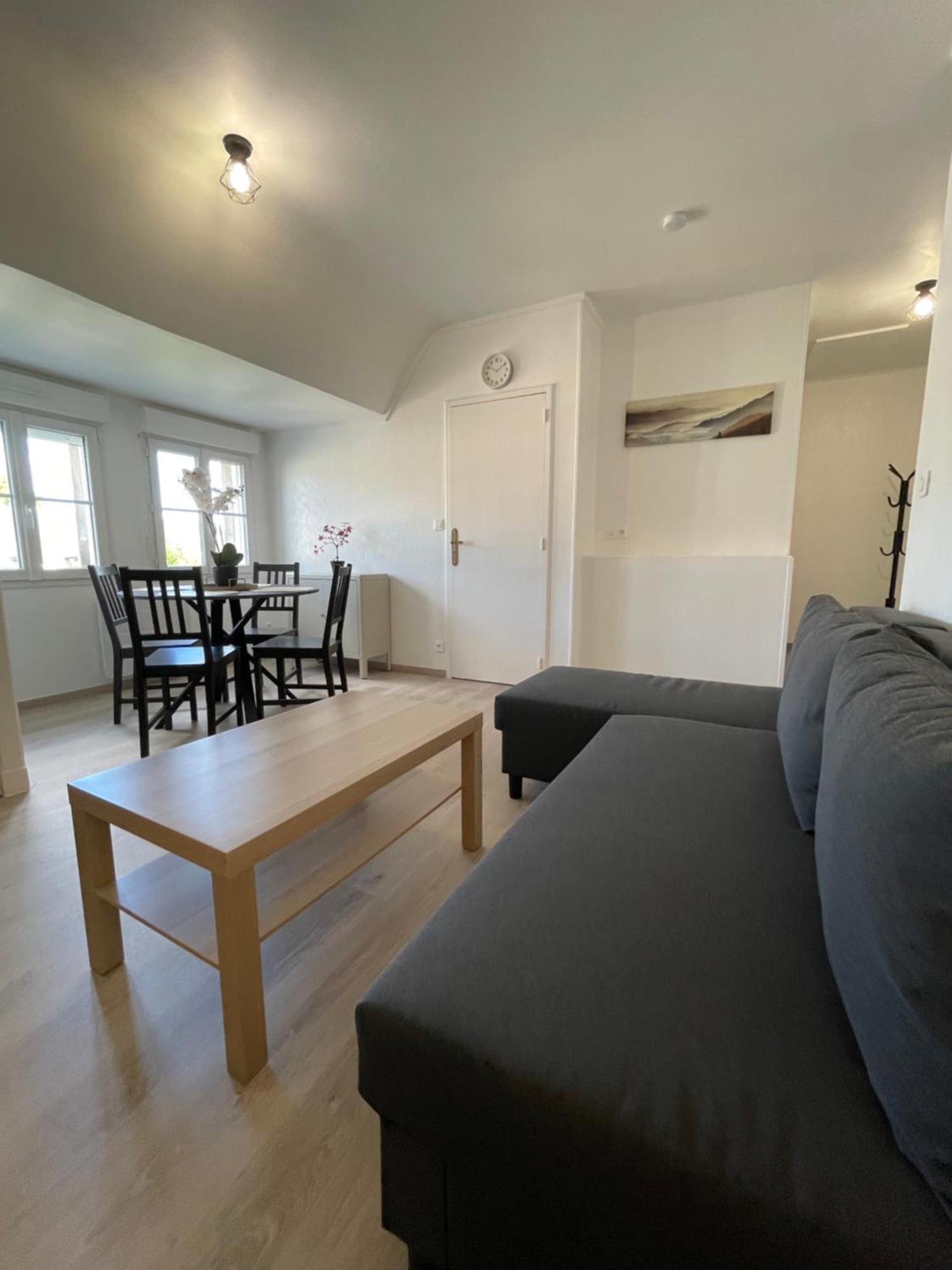 Appartement Renove Tout Equipe, Centre Ville, Proche De La Gare Et Commerce Flers  Exterior foto