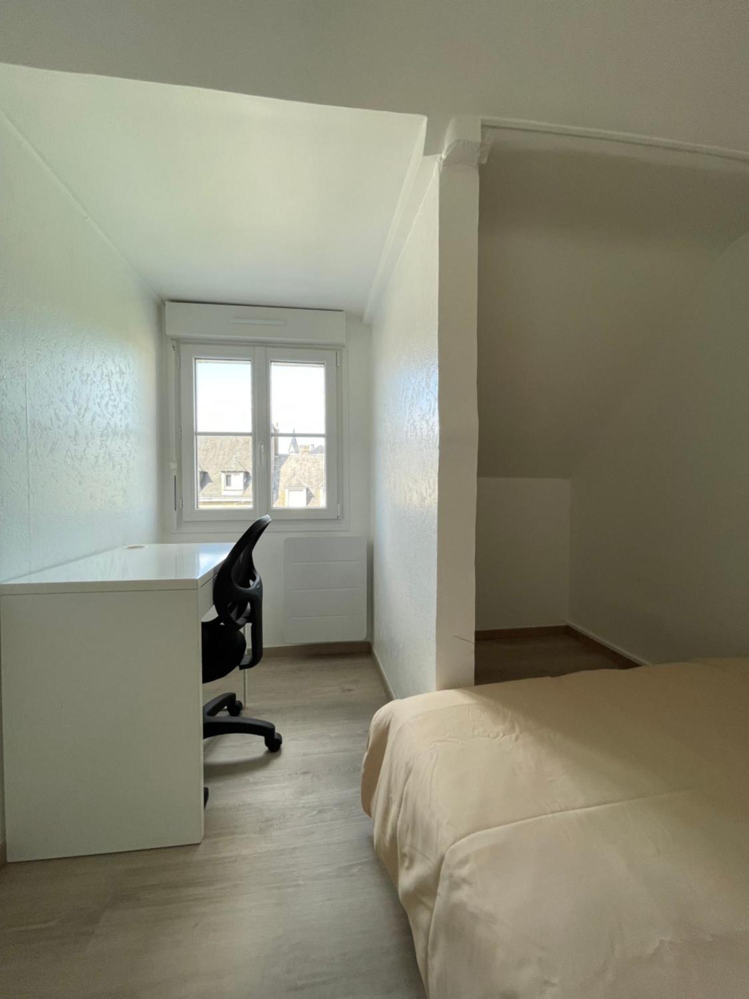Appartement Renove Tout Equipe, Centre Ville, Proche De La Gare Et Commerce Flers  Exterior foto