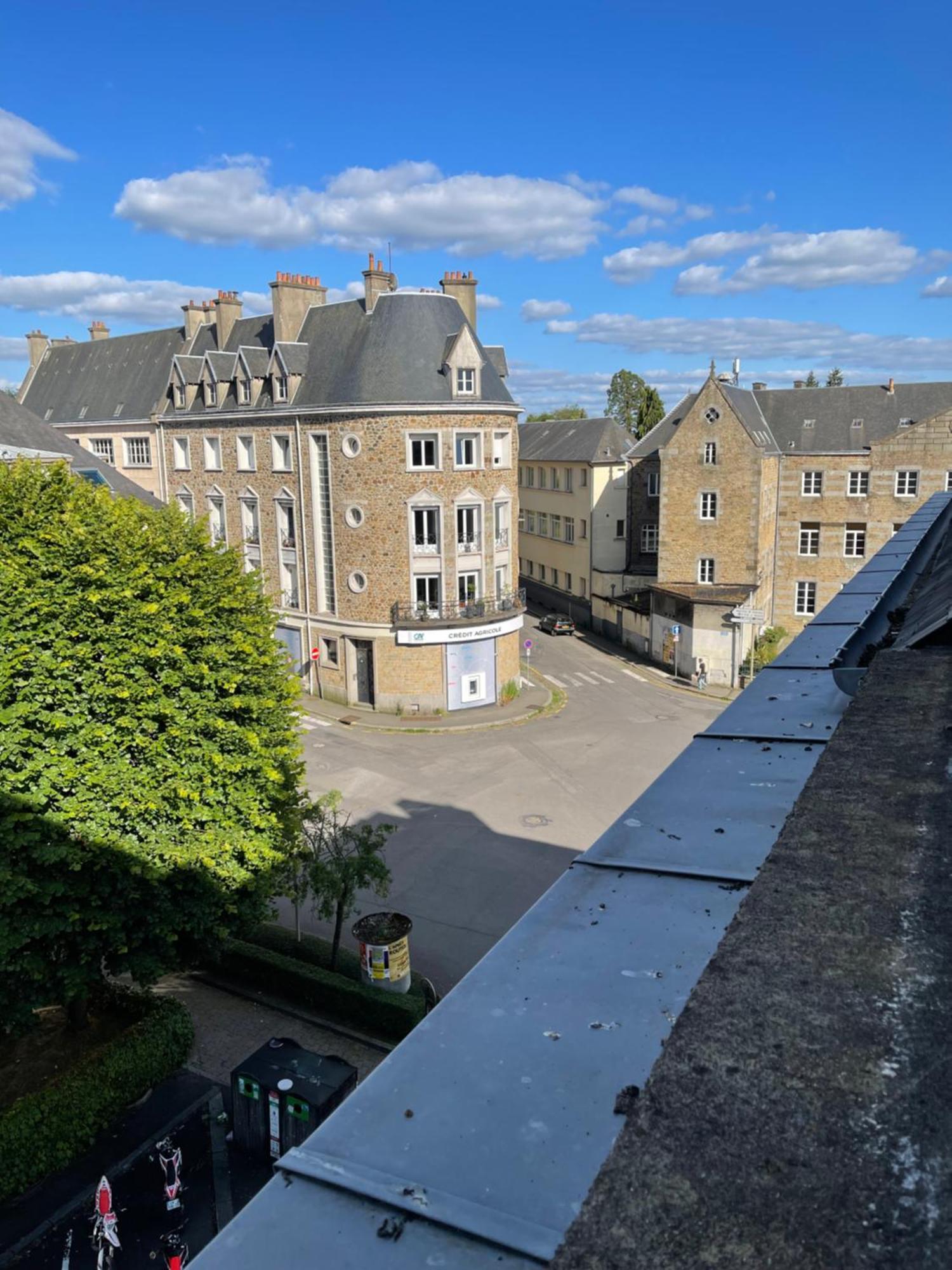Appartement Renove Tout Equipe, Centre Ville, Proche De La Gare Et Commerce Flers  Exterior foto